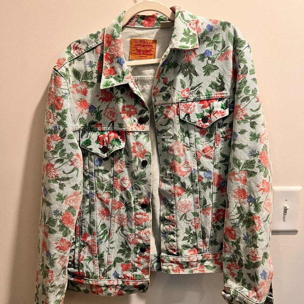 Supreme Levi's Roses Trucker Jacket
